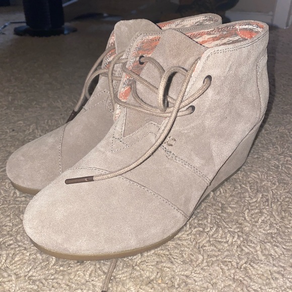 TOMS WEDGES - Picture 1 of 4
